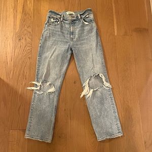Abercrombie 90s Straight Ultra High Rise Jeans